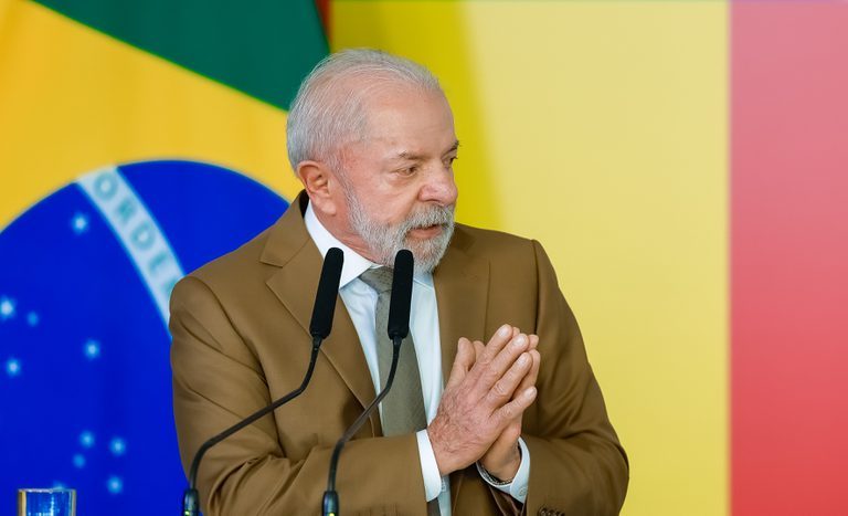 Lula sanciona lei que fortalece o combate ao crime organizado. Confira as mudanças