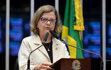Teresa Leitão destaca reconstrução do SUS promovida pelo governo Lula