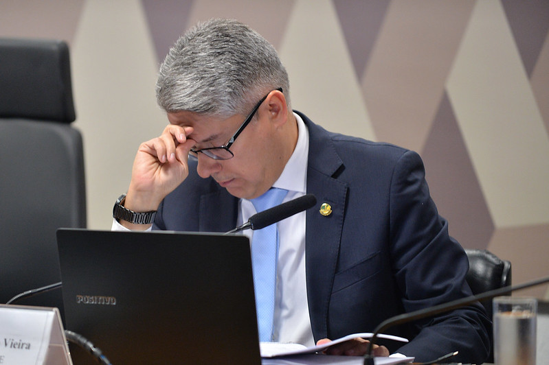 Senadores rejeitam texto apresentado pelo relator da CPI do Crime Organizado