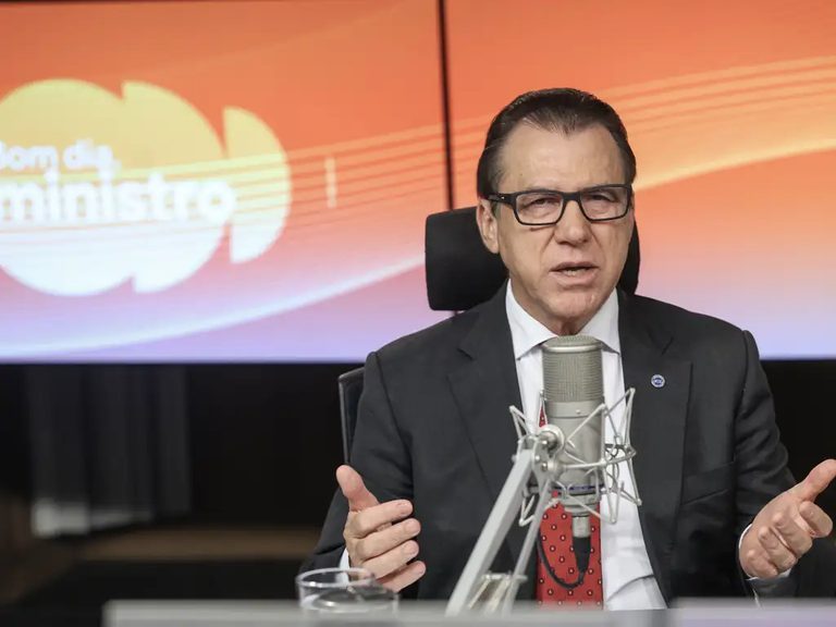 Marinho: fim da 6×1 não vai ampliar informalidade, nem obstruir comércio nos fins de semana