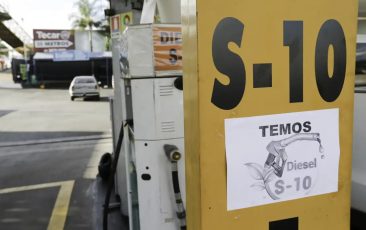 Bancada do PT aponta medidas para conter alta dos combustíveis com foco social e fiscal