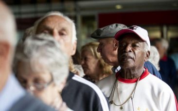 Projeto prioriza idosos na ordem de pagamentos de créditos administrativos