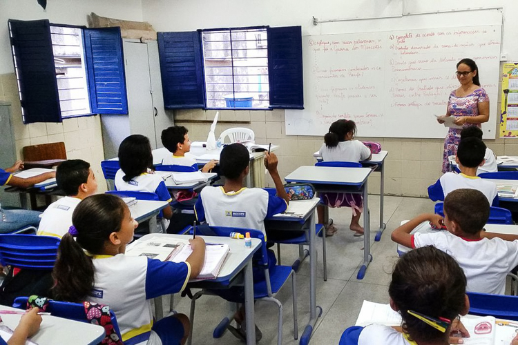 Com novo Plano Nacional de Educação, Brasil melhora qualidade da escola pública