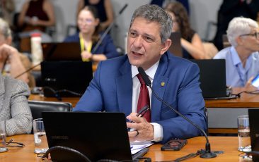 Senado aprova proposta de Rogério Carvalho para incentivar práticas complementares na saúde