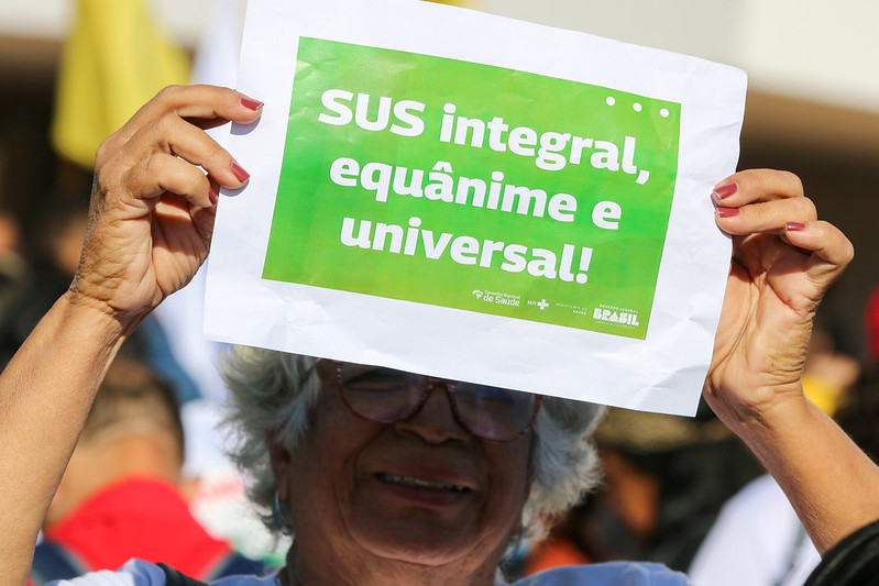 Senadores comemoram entrada do Brasil no grupo dos países com nível de desenvolvimento mais alto
