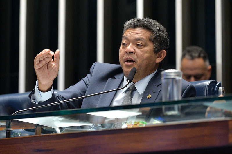 Articulação de Beto Faro busca garantir empregos paraenses na Margem Equatorial