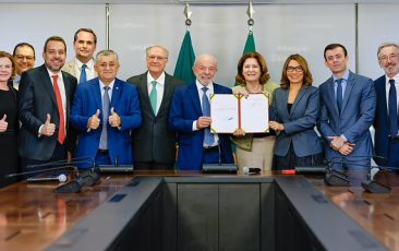 Bancada do PT defende isenção da “taxa das blusinhas” para aliviar bolso dos mais pobres