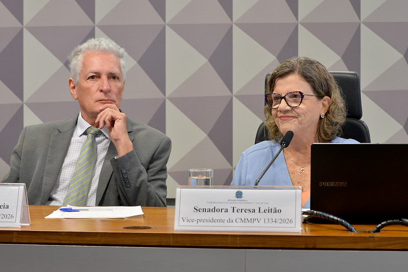 Financiamento da educação domina debate sobre MP do piso dos professores