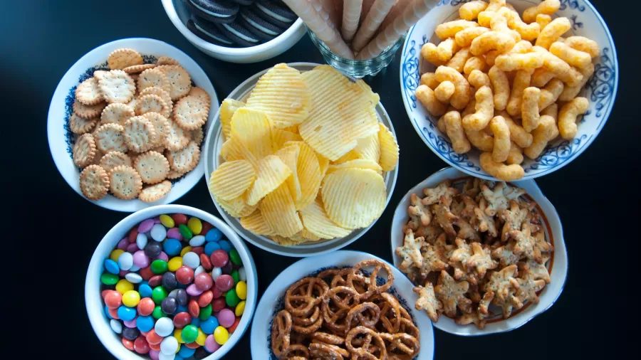 Especialistas apoiam proposta de proibição de ultraprocessados em cantinas escolares