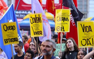 O retrato cruel da jornada 6×1: quem trabalha mais, ganha menos e é mais vulnerável