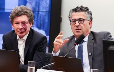 PT rebate argumentos alarmistas de empresários sobre o fim da escala 6×1