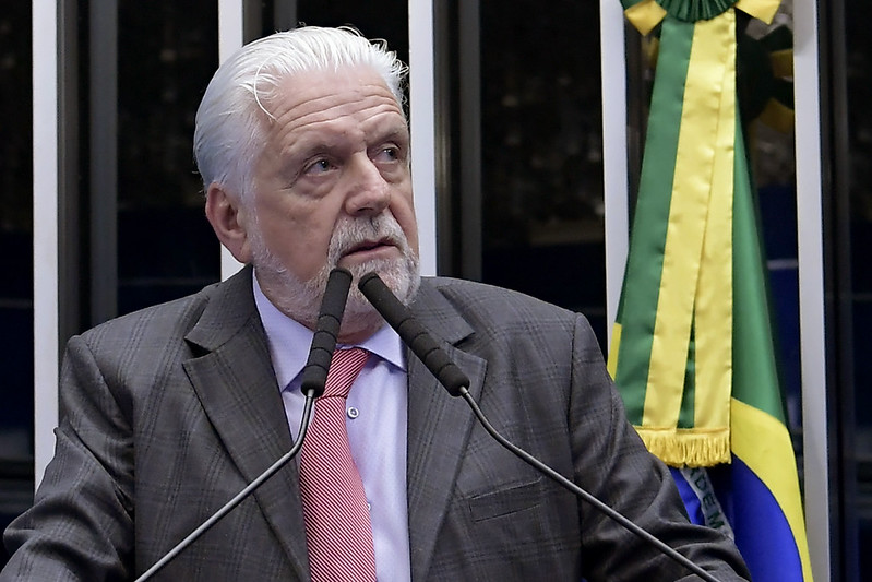 Comissão de Educação aprova projeto de Jaques que proíbe venda de ultraprocessados em cantinas escolares