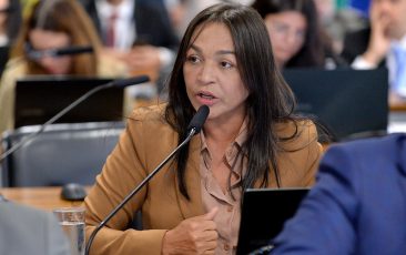 CCJ aprova relatório de Eliziane Gama que regulamenta divórcio ‘post mortem’