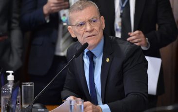Contarato: Brasil está preparado para liderar transição global para economia de baixo carbono