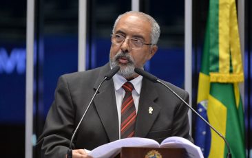 Decisão sobre aposentadoria especial reforça defesa do fim da escala 6×1, diz Paim