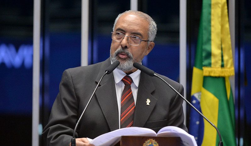 Decisão sobre aposentadoria especial reforça defesa do fim da escala 6×1, diz Paim