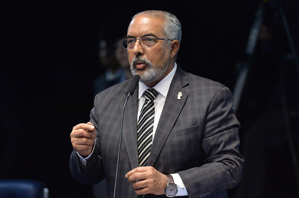 Bancada petista garante que trabalhadores serão ouvidos em debate sobre 6×1
