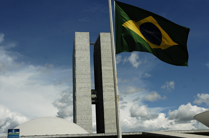 Senadores e governo condenam atuação de Flávio Bolsonaro em audiência nos EUA