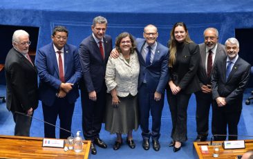 Atuação dos senadores do PT é destaque no Prêmio Congresso em Foco 2026