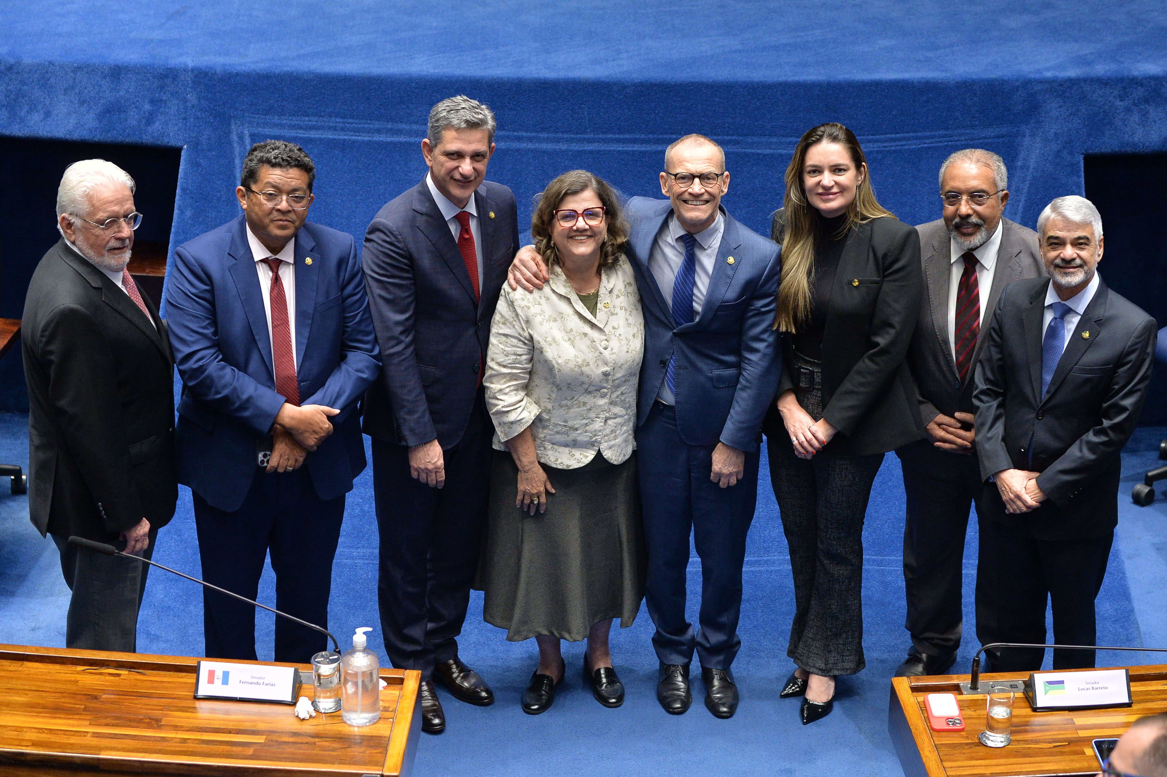 Atuação dos senadores do PT é destaque no Prêmio Congresso em Foco 2026