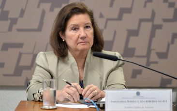 Senadores do PT repudiam revogação de visto de embaixadora e defendem soberania do Brasil