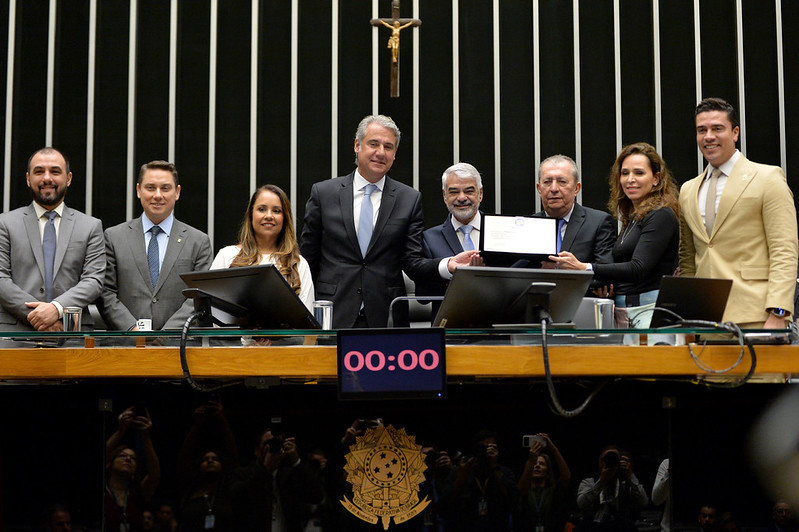 Sessão solene no Congresso celebra 35 anos da TV Asa Branca