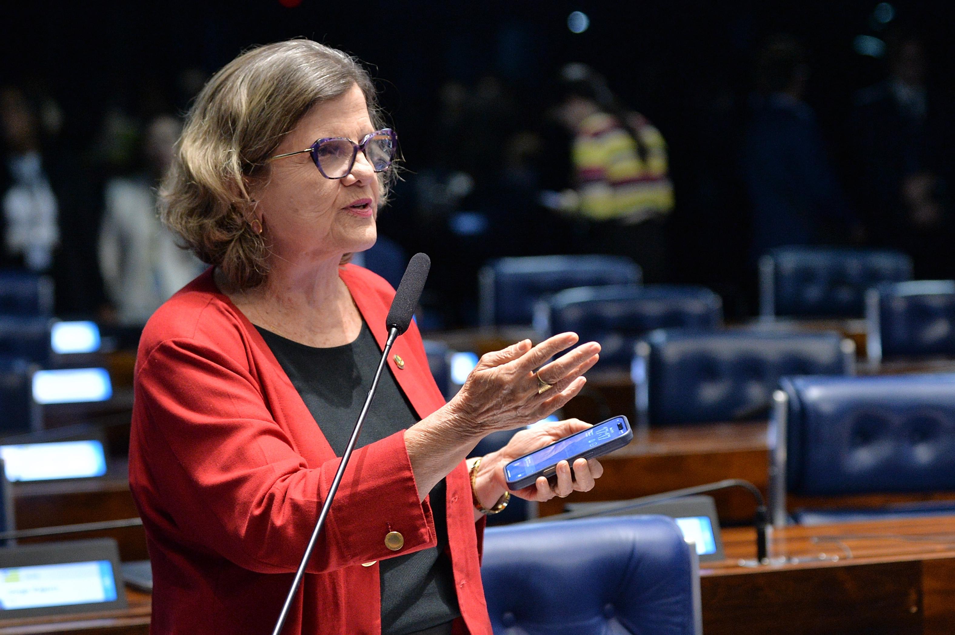Senado aprova proposta do PT de redução de tributos sobre combustíveis