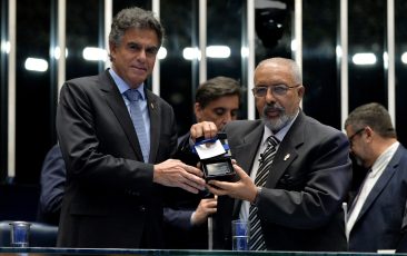 Tribunal Superior do Trabalho recebe homenagem no Senado por seus 80 anos