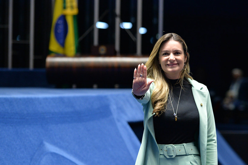 Segurança das mulheres no transporte público: comissão aprova projeto da ex-senadora Augusta Brito