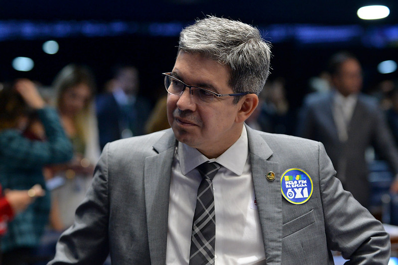 Liderança na defesa do desenvolvimento sustentável, Randolfe Rodrigues busca terceiro mandato no Senado