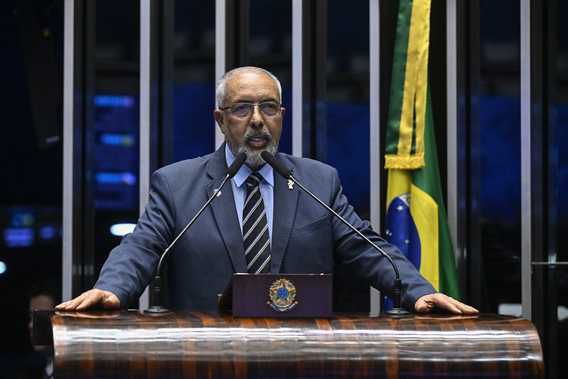 Paim: redução da jornada é continuidade da luta histórica dos trabalhadores