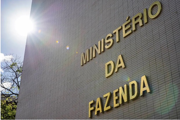 Brasil prepara transição para o novo IVA: simplificação e carga menor marcam reforma de tributária