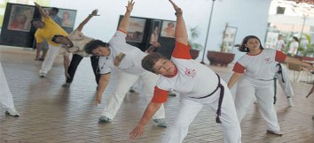 bem-estar-terceira-idade-capoeira1