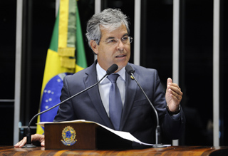 jorge0311_01786pf