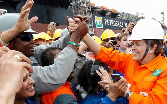 Dilma_dragao