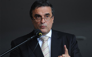jose-eduardo-cardozo-ministro-da-justica_interna