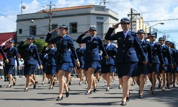 desfile_mulheres_1jpg