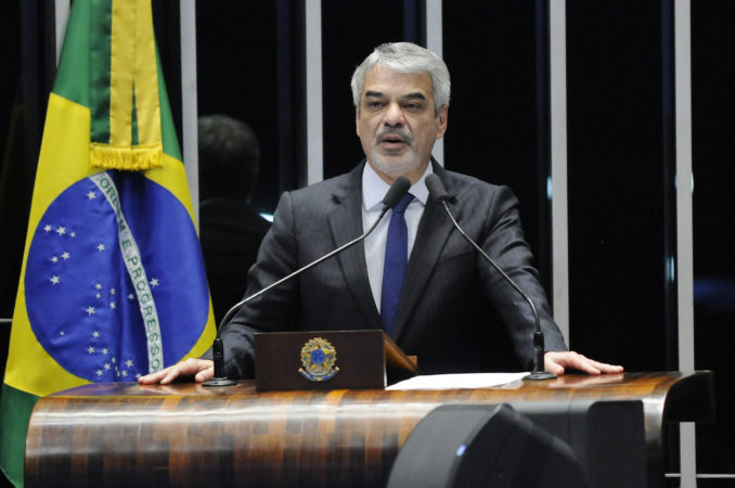 Senador Humberto Costa 16ago