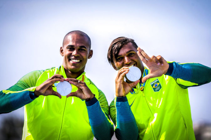 brasil-medalha-de-prata-na-canoa-dupla-de-1000m-com-isaquias-e-erlon