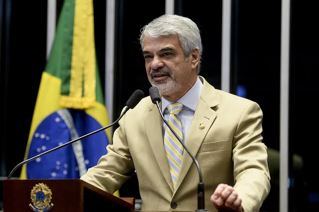 humberto costa
