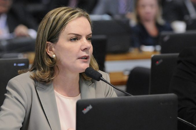 Gleisi Carne Fraca Senado
