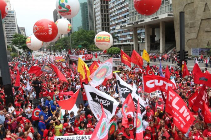 manifestação CUT SP 15 de março