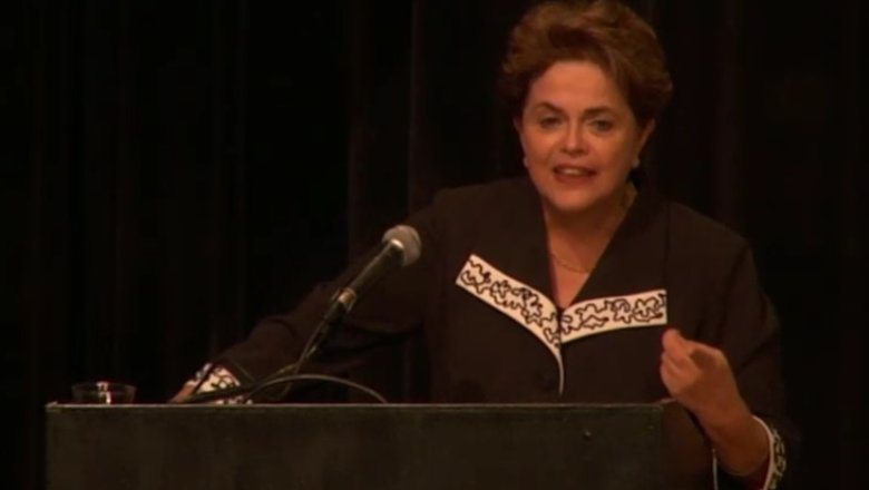 Dilma em News Scholl