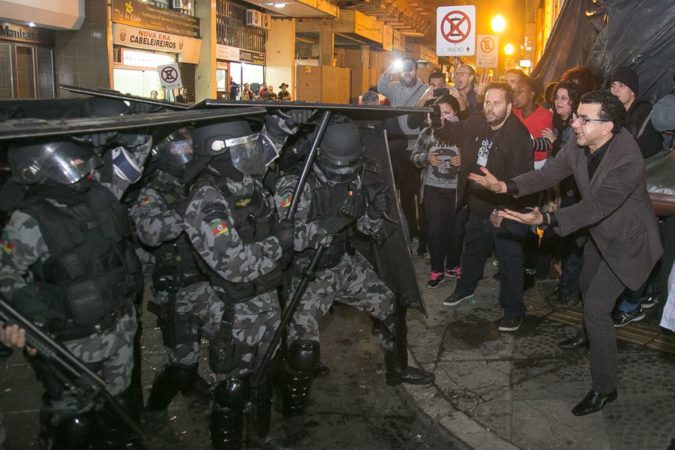 violência policial porto alegre nota pt