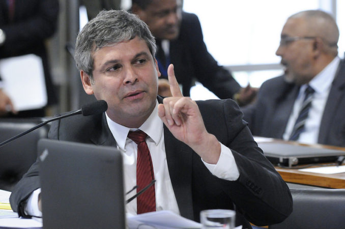 Lindbergh Farias novo líder do PT