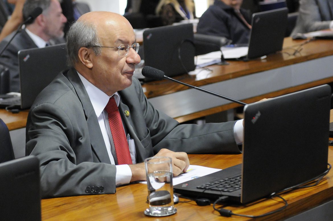 José Pimentel reforma da Previdência