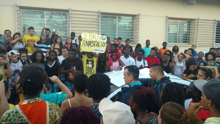 Unila protesto desmonte