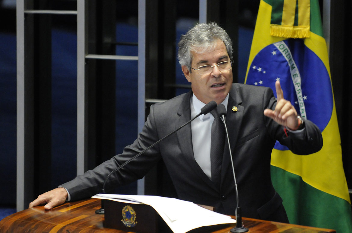 Jorge Viana educação