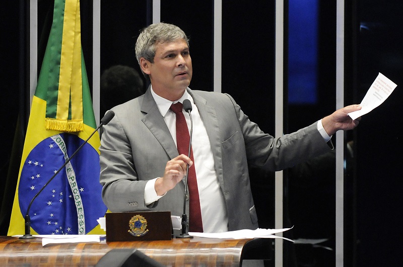 Lindbergh Farias intervenção militar RJ