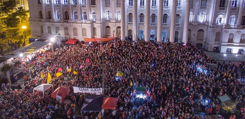 ato Lula Curitiba